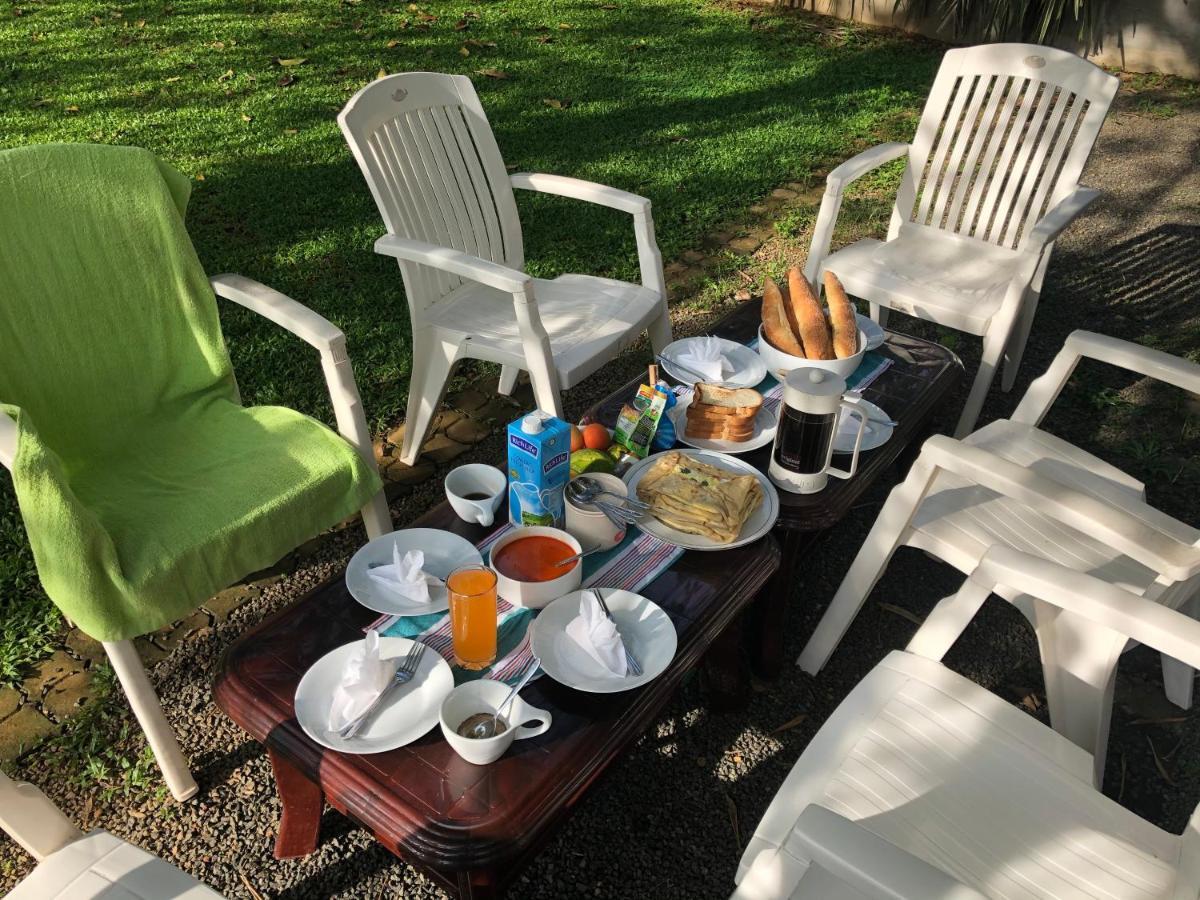 Bed and Breakfast Circus Lagoon Hideaway Dodanduwa Exterior foto