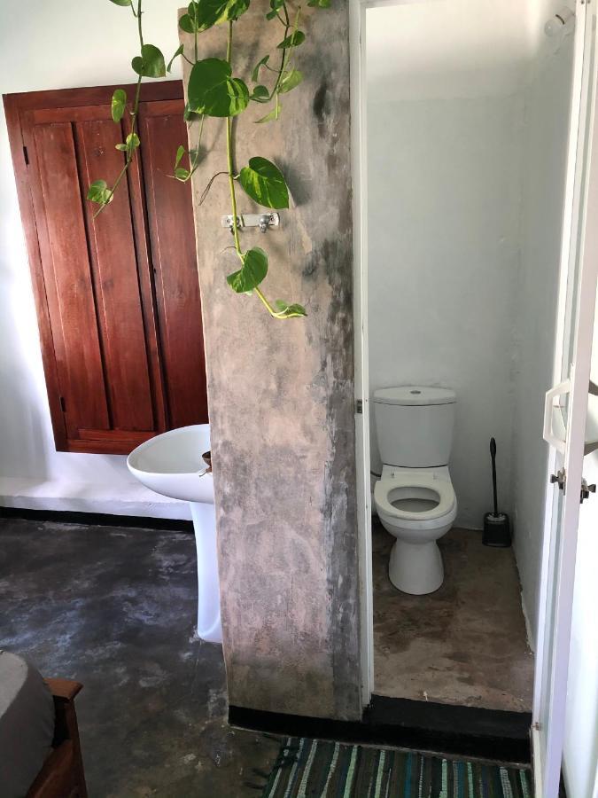 Bed and Breakfast Circus Lagoon Hideaway Dodanduwa Exterior foto