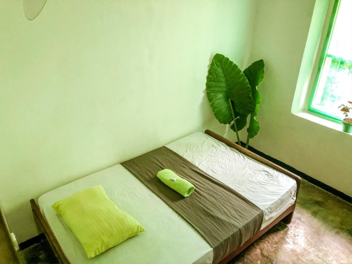 Bed and Breakfast Circus Lagoon Hideaway Dodanduwa Exterior foto